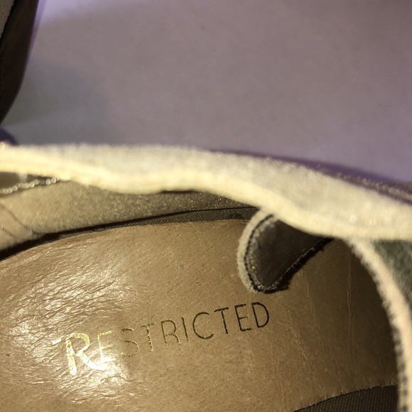 Francesca’s Faux Suede Penny "Restricted"Booties sz7.5 - Picture 7 of 9